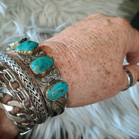 Turquoise Bracelet - Picture 4 of 5